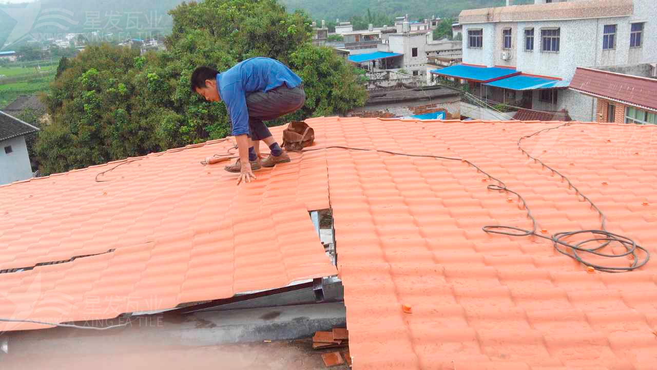 中山屋顶铺设安装合成树脂瓦时，牢牢记住这3点，就不怕屋顶出问题！